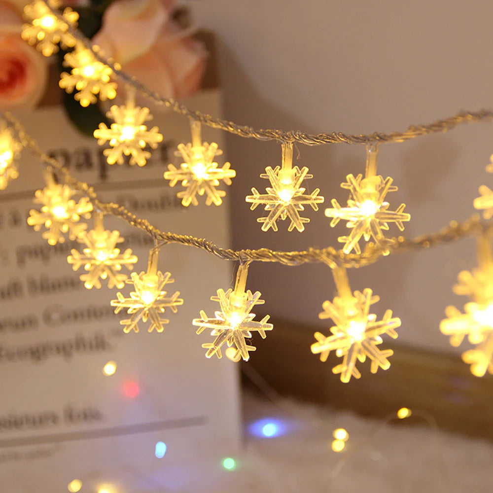 Runtowo Christmas Snowflake String Lights